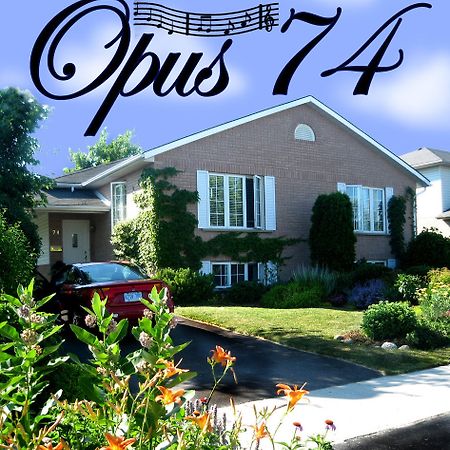 Opus 74 Bed & Breakfast Стратфорд Экстерьер фото